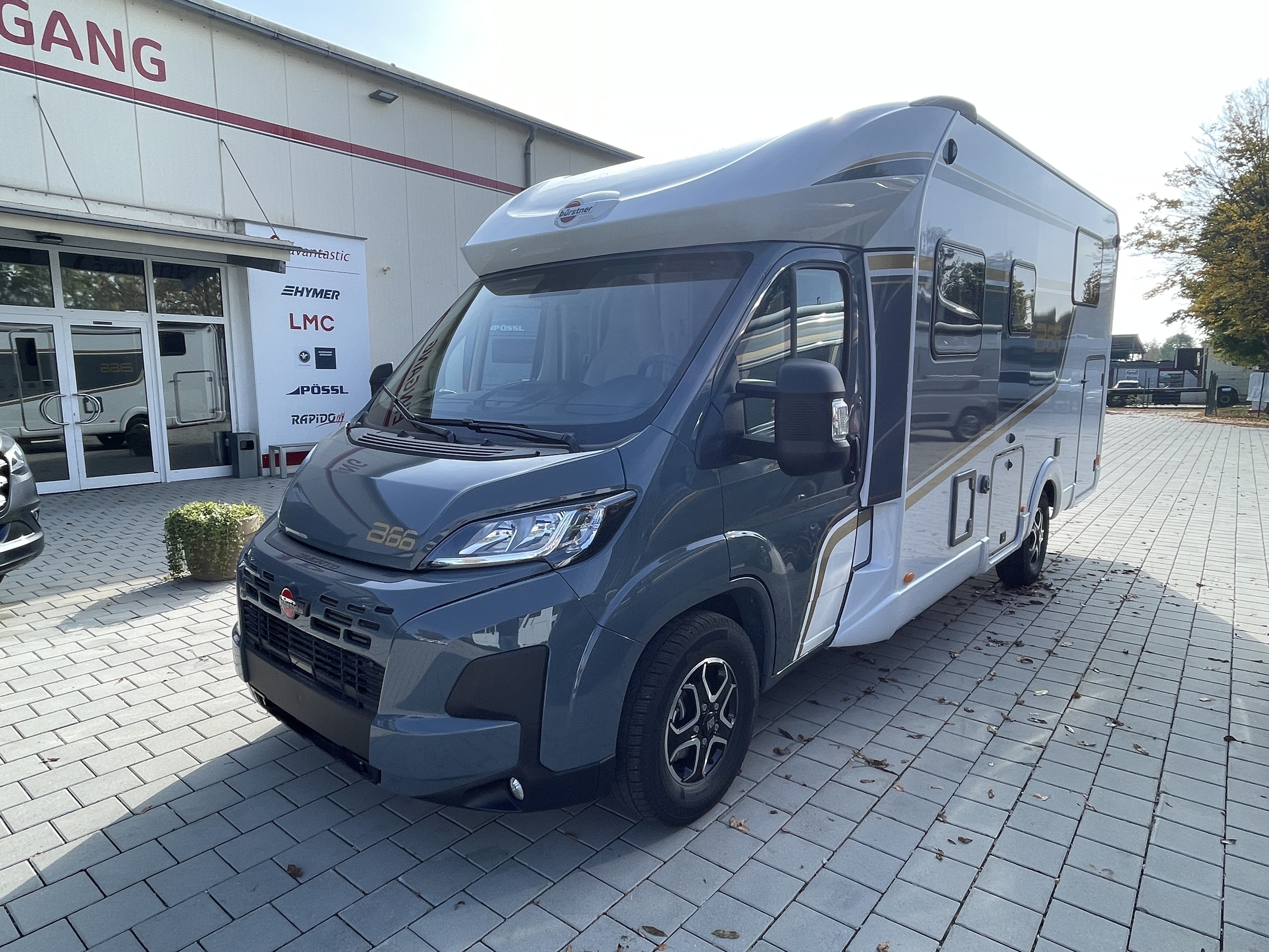 BÜRSTNER B66 TD 690