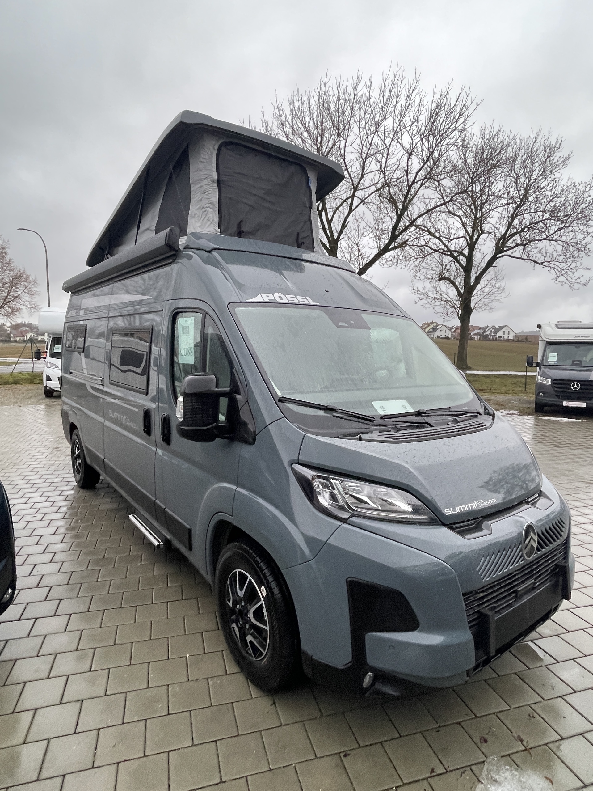 PÖSSL H-Line Summit Shine 600 L Aufstelldach, AHK, NAVI